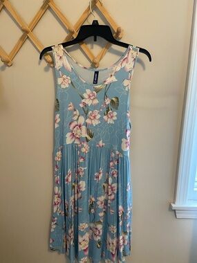 Light Blue Floral Sleeveless Summer Dress